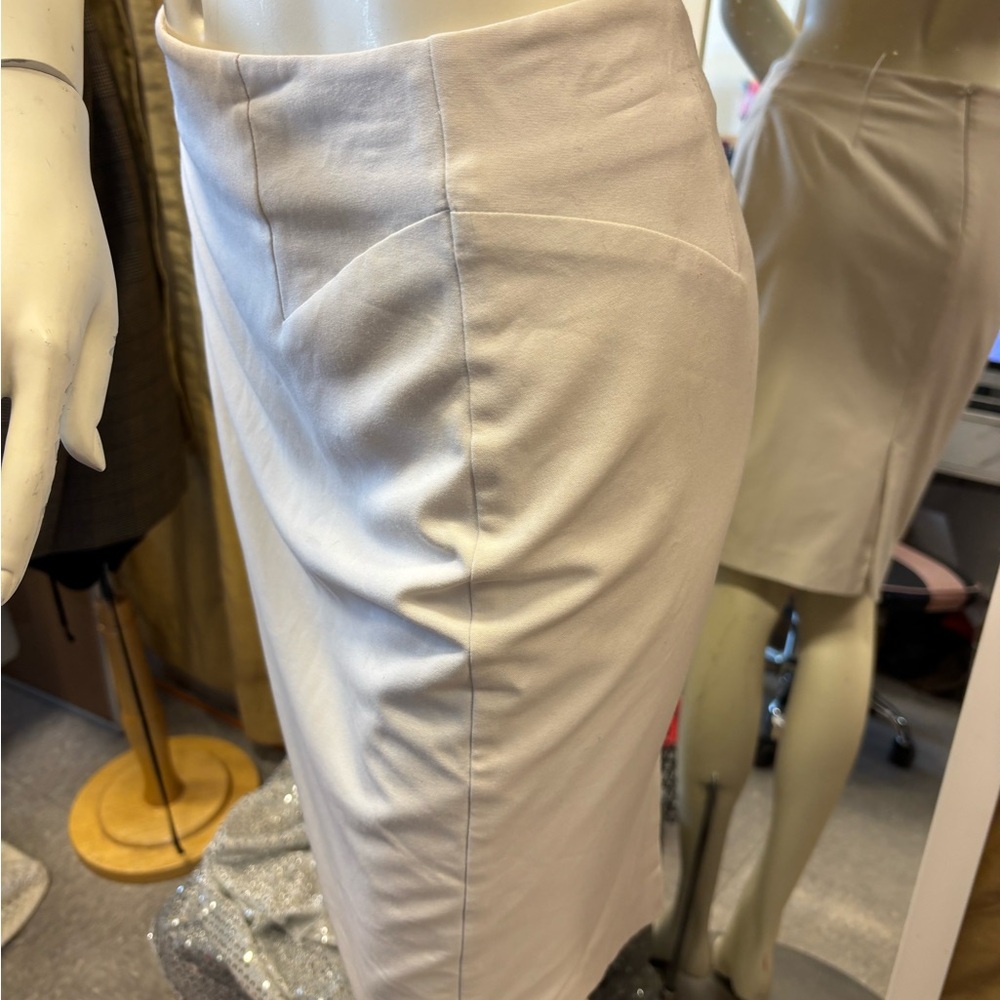Chic White‎ Pencil Skirt